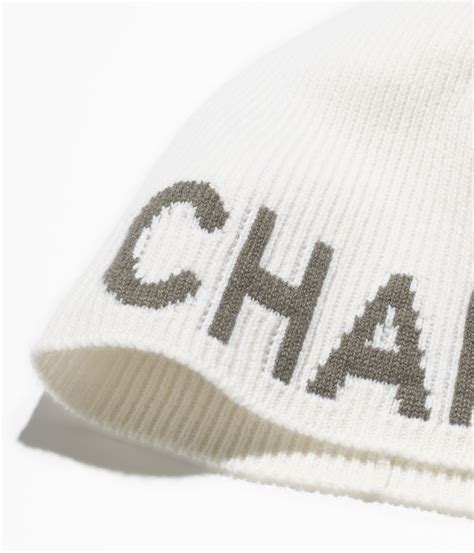 bonnet chanel gris